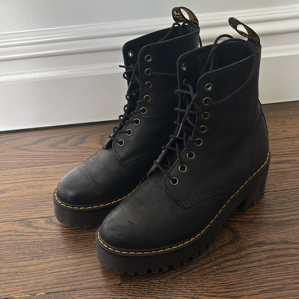 Dr. Martens Shriver Hi Womens Black Lace Up Round Toe Combat Boots Size US 7 US